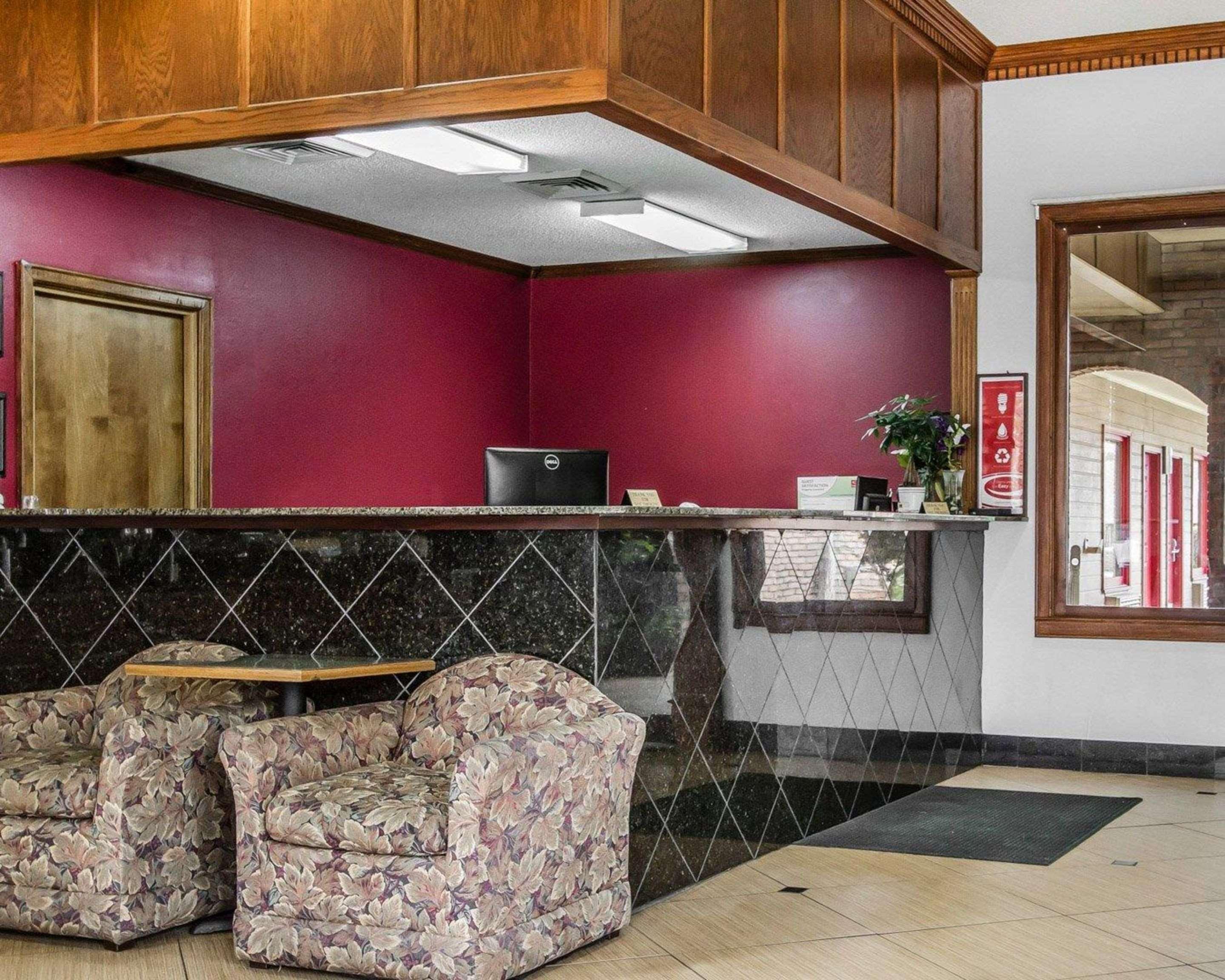 Econo Lodge Inn & Suites Enterprise Ngoại thất bức ảnh