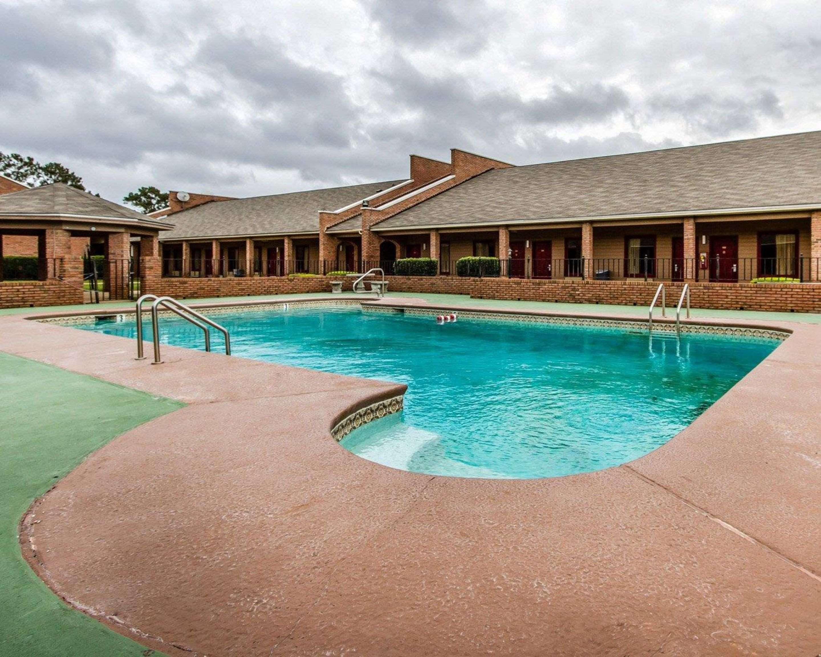 Econo Lodge Inn & Suites Enterprise Ngoại thất bức ảnh