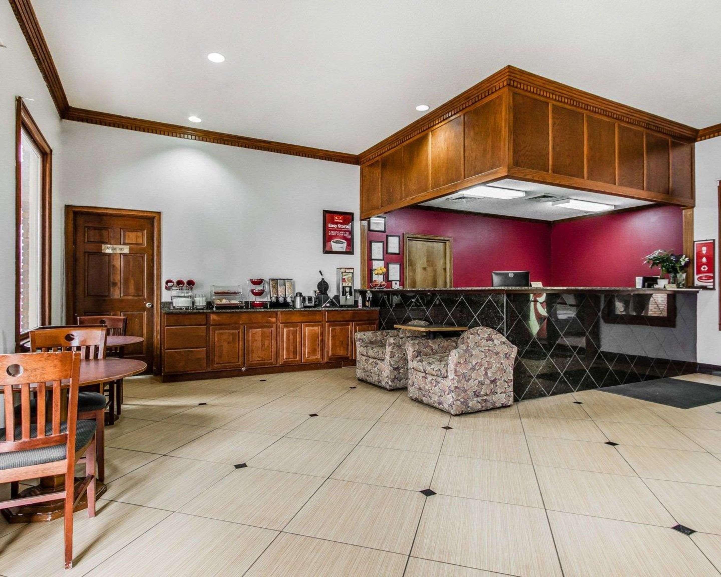 Econo Lodge Inn & Suites Enterprise Ngoại thất bức ảnh