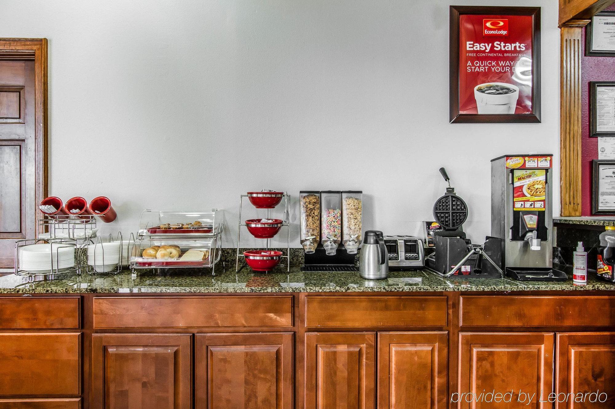 Econo Lodge Inn & Suites Enterprise Ngoại thất bức ảnh
